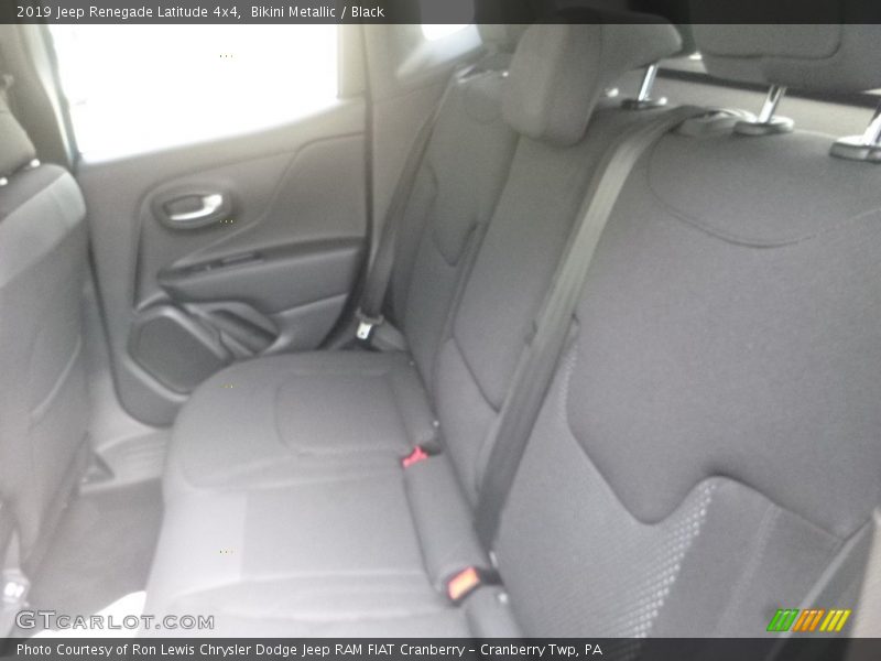 Bikini Metallic / Black 2019 Jeep Renegade Latitude 4x4