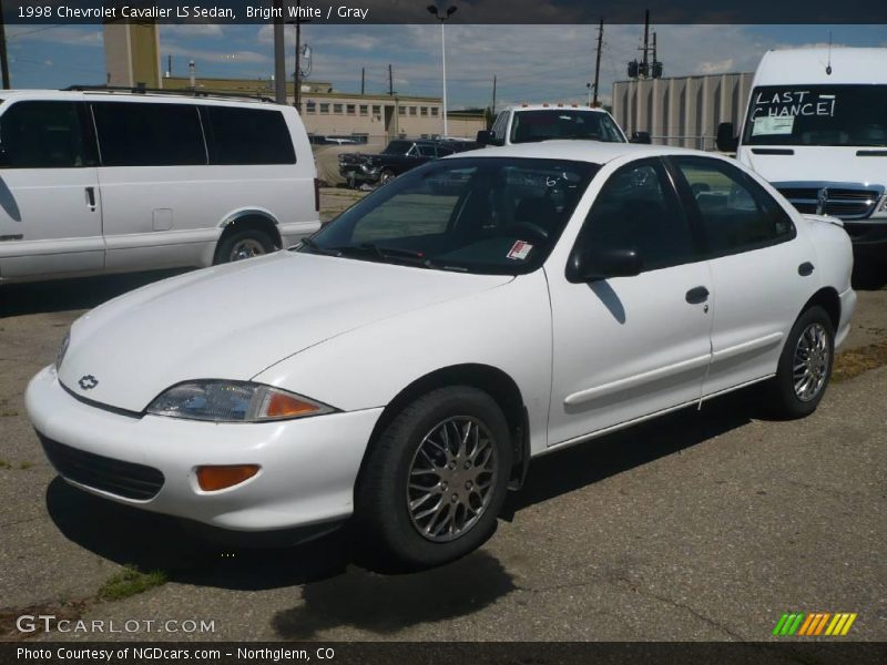 Bright White / Gray 1998 Chevrolet Cavalier LS Sedan