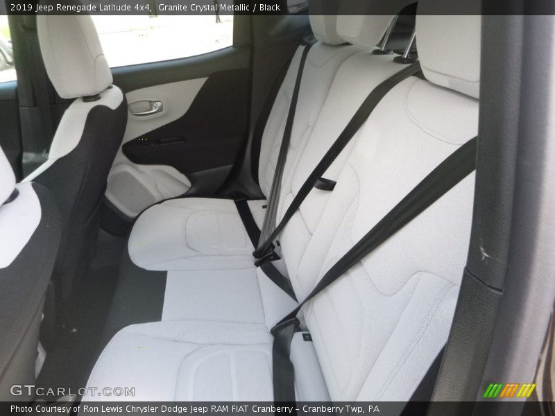 Granite Crystal Metallic / Black 2019 Jeep Renegade Latitude 4x4
