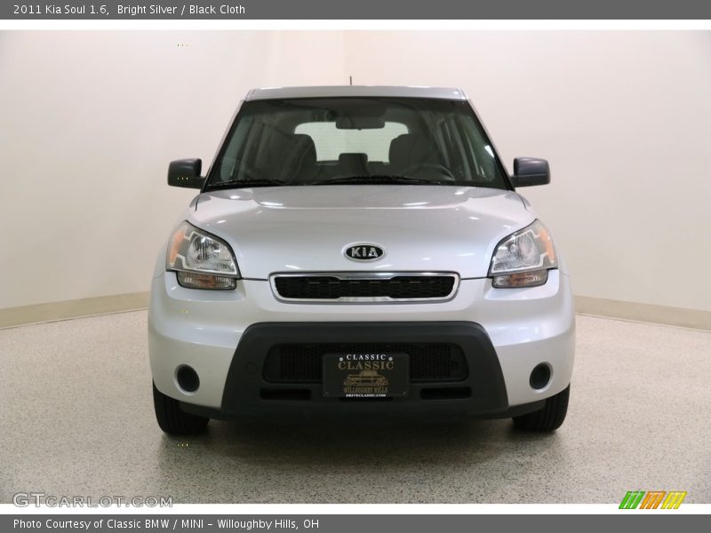 Bright Silver / Black Cloth 2011 Kia Soul 1.6