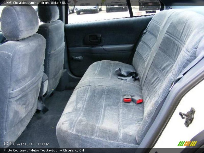Bright White / Blue 1995 Chevrolet Lumina