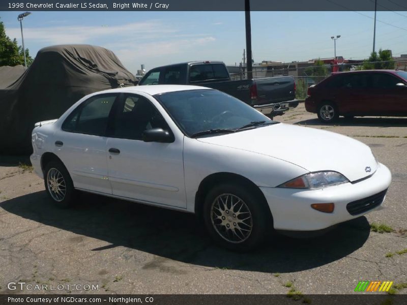 Bright White / Gray 1998 Chevrolet Cavalier LS Sedan