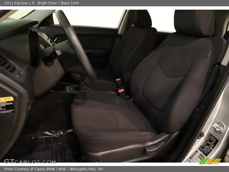 Bright Silver / Black Cloth 2011 Kia Soul 1.6