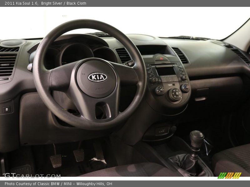 Bright Silver / Black Cloth 2011 Kia Soul 1.6