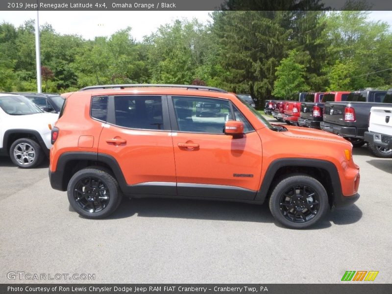 Omaha Orange / Black 2019 Jeep Renegade Latitude 4x4