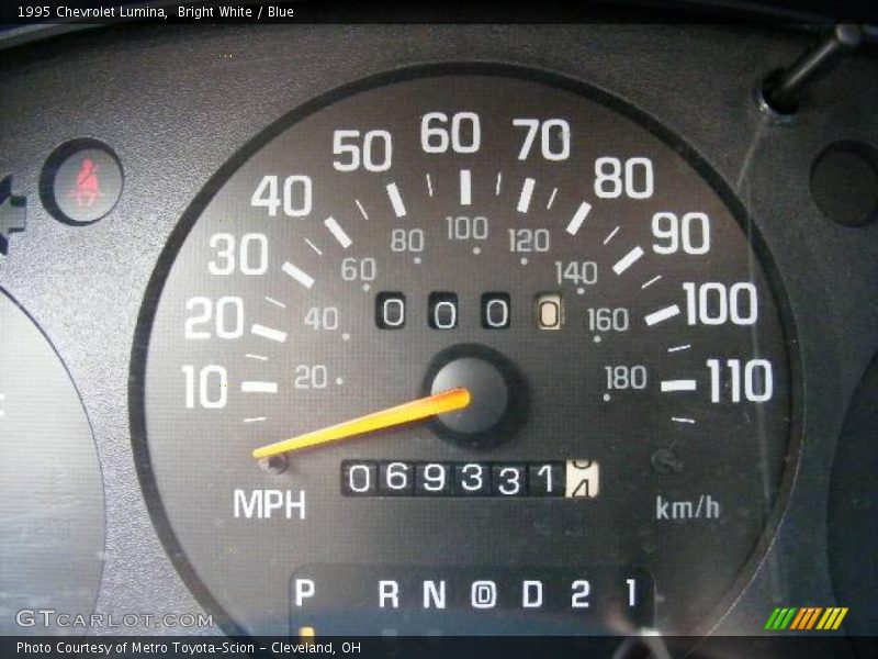 Bright White / Blue 1995 Chevrolet Lumina