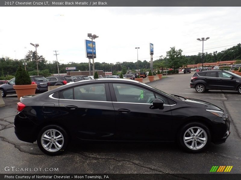 Mosaic Black Metallic / Jet Black 2017 Chevrolet Cruze LT