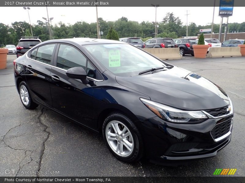 Mosaic Black Metallic / Jet Black 2017 Chevrolet Cruze LT