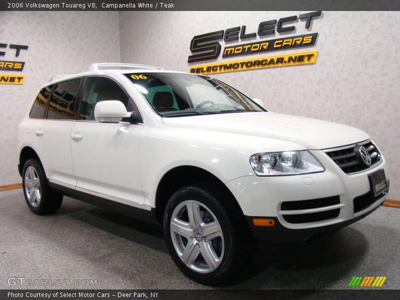 Campanella White / Teak 2006 Volkswagen Touareg V8