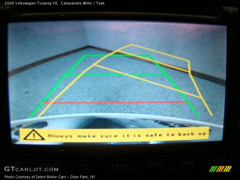 Campanella White / Teak 2006 Volkswagen Touareg V8