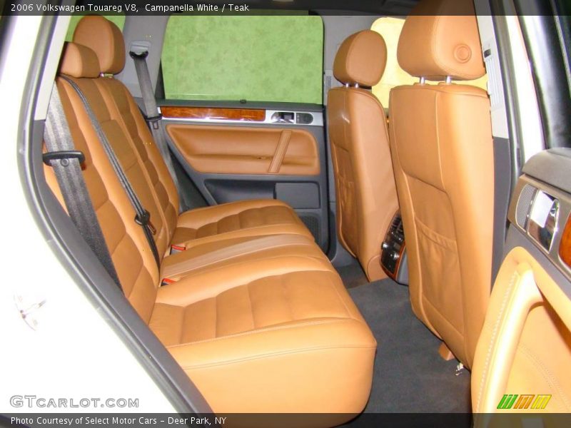 Campanella White / Teak 2006 Volkswagen Touareg V8