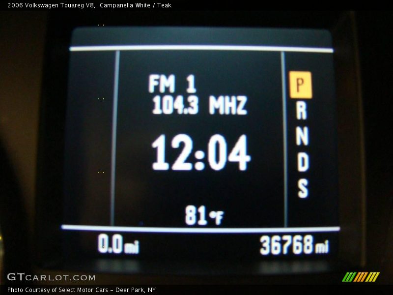 Campanella White / Teak 2006 Volkswagen Touareg V8