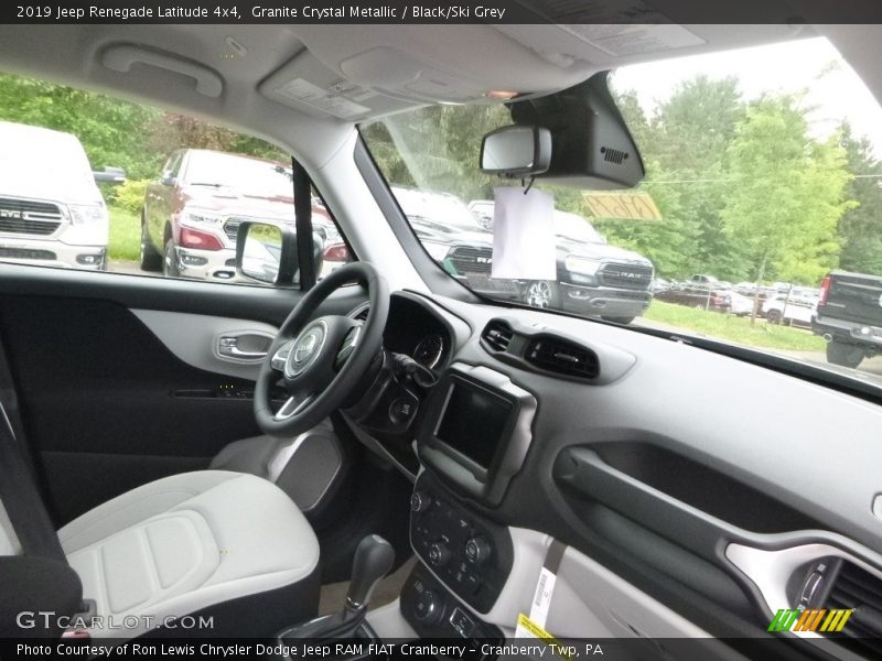 Granite Crystal Metallic / Black/Ski Grey 2019 Jeep Renegade Latitude 4x4