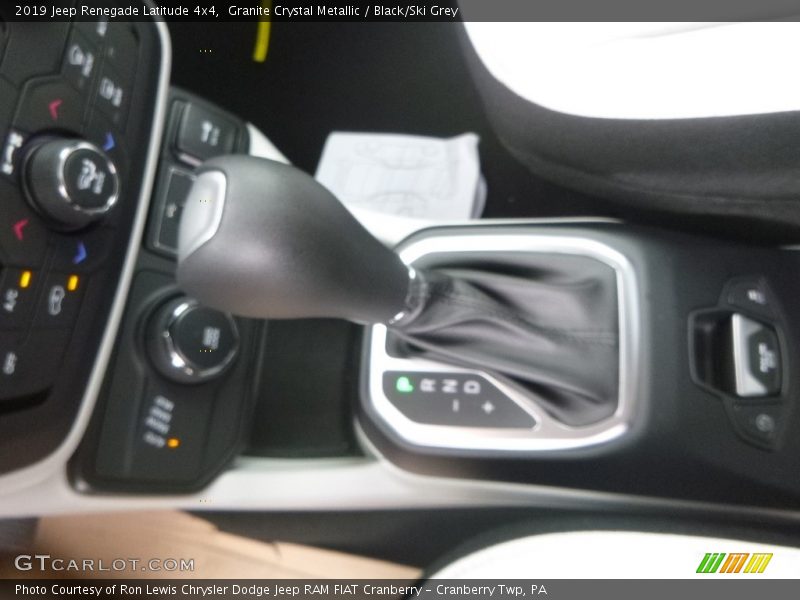 Granite Crystal Metallic / Black/Ski Grey 2019 Jeep Renegade Latitude 4x4