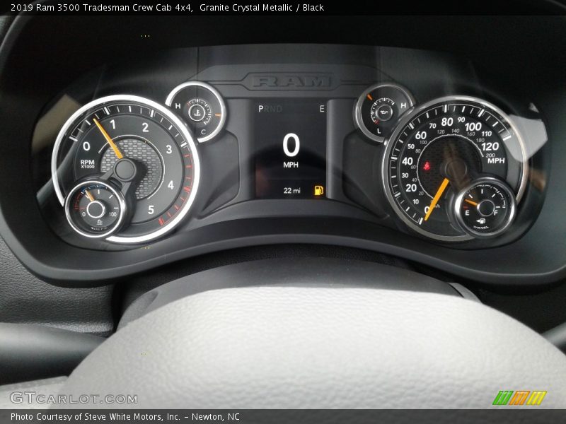  2019 3500 Tradesman Crew Cab 4x4 Tradesman Crew Cab 4x4 Gauges