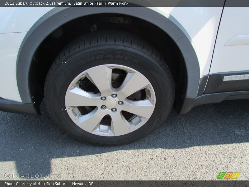 Satin White Pearl / Warm Ivory 2012 Subaru Outback 2.5i Premium