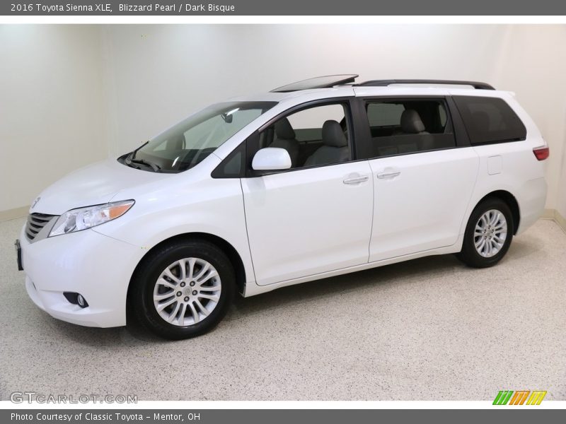 Blizzard Pearl / Dark Bisque 2016 Toyota Sienna XLE