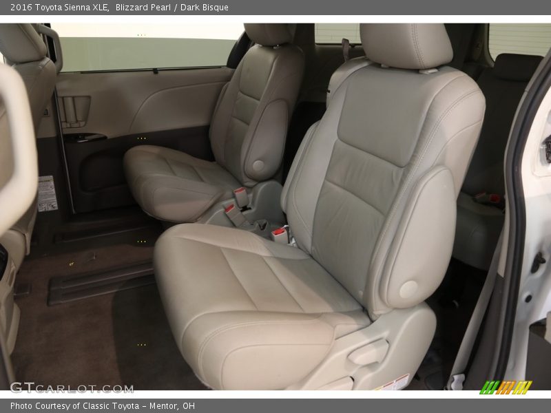 Blizzard Pearl / Dark Bisque 2016 Toyota Sienna XLE