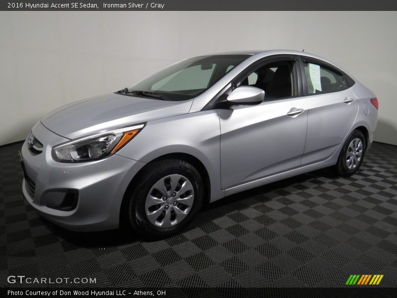 Ironman Silver / Gray 2016 Hyundai Accent SE Sedan