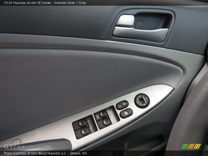 Ironman Silver / Gray 2016 Hyundai Accent SE Sedan