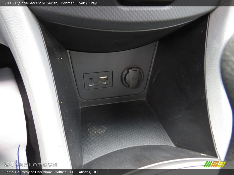 Ironman Silver / Gray 2016 Hyundai Accent SE Sedan