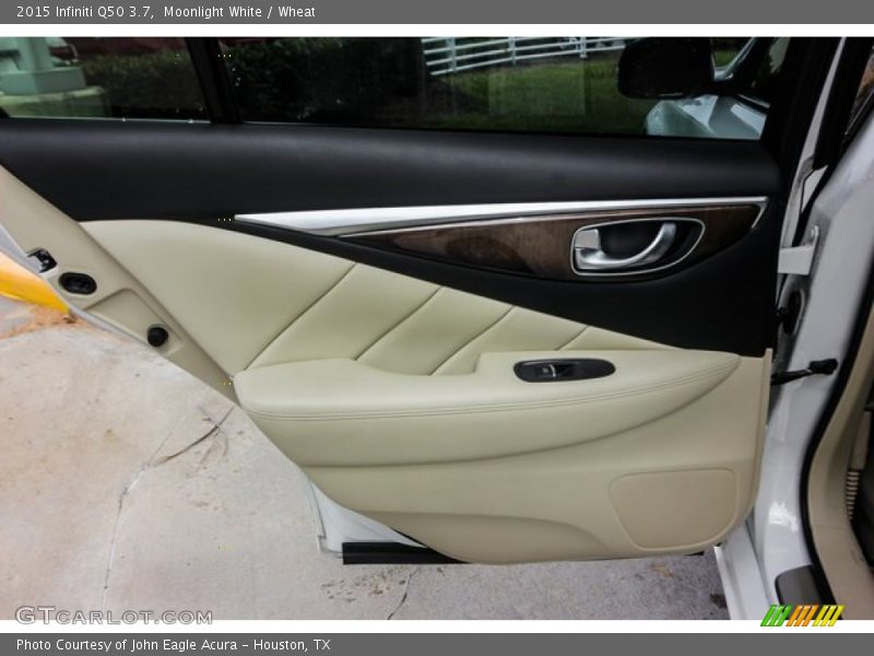 Moonlight White / Wheat 2015 Infiniti Q50 3.7