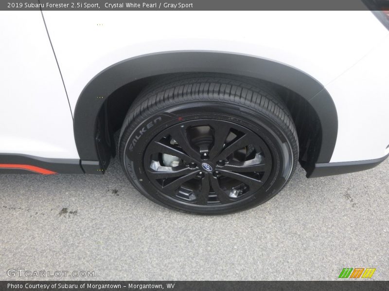 Crystal White Pearl / Gray Sport 2019 Subaru Forester 2.5i Sport