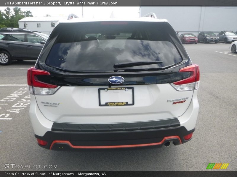 Crystal White Pearl / Gray Sport 2019 Subaru Forester 2.5i Sport