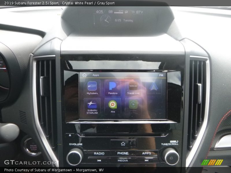 Crystal White Pearl / Gray Sport 2019 Subaru Forester 2.5i Sport