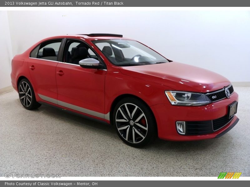 Tornado Red / Titan Black 2013 Volkswagen Jetta GLI Autobahn