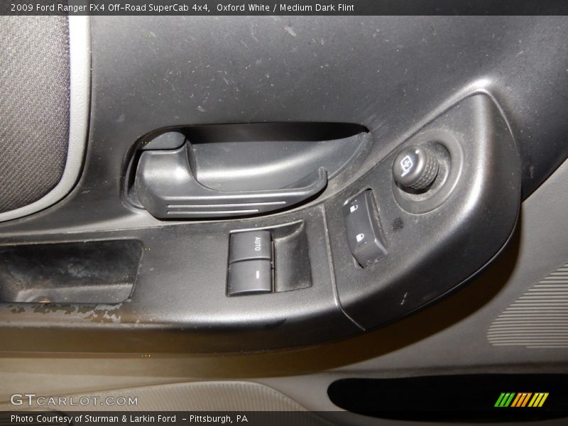 Oxford White / Medium Dark Flint 2009 Ford Ranger FX4 Off-Road SuperCab 4x4