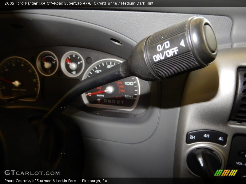 Oxford White / Medium Dark Flint 2009 Ford Ranger FX4 Off-Road SuperCab 4x4