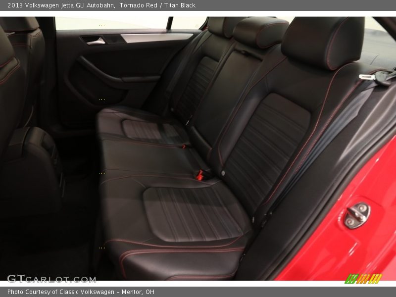 Tornado Red / Titan Black 2013 Volkswagen Jetta GLI Autobahn