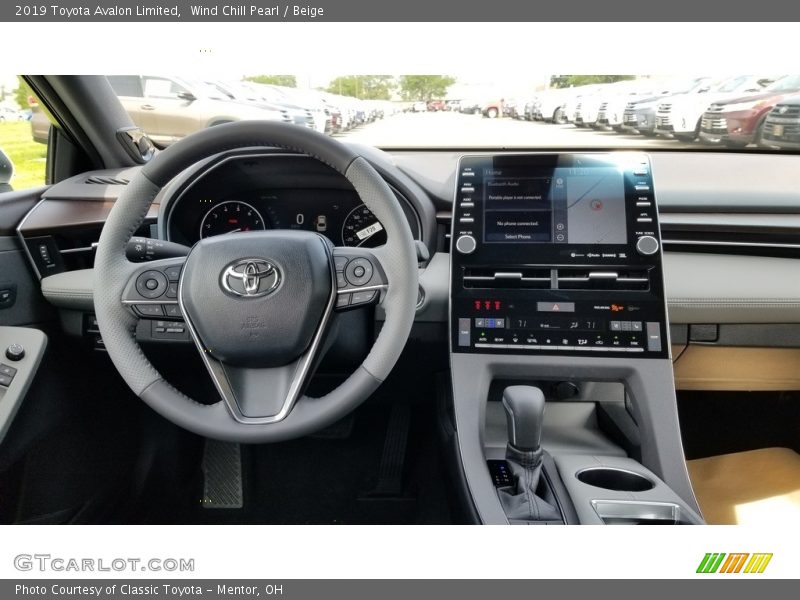 Wind Chill Pearl / Beige 2019 Toyota Avalon Limited