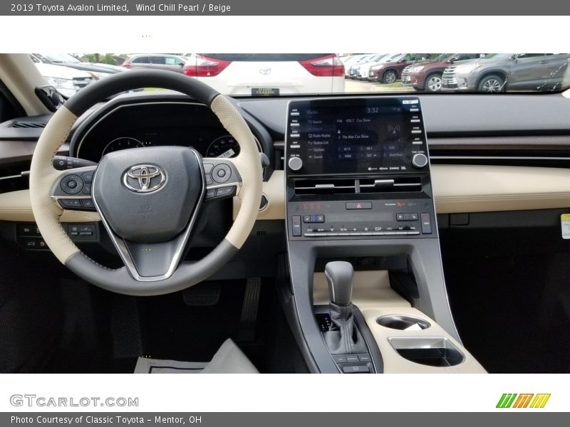 Wind Chill Pearl / Beige 2019 Toyota Avalon Limited