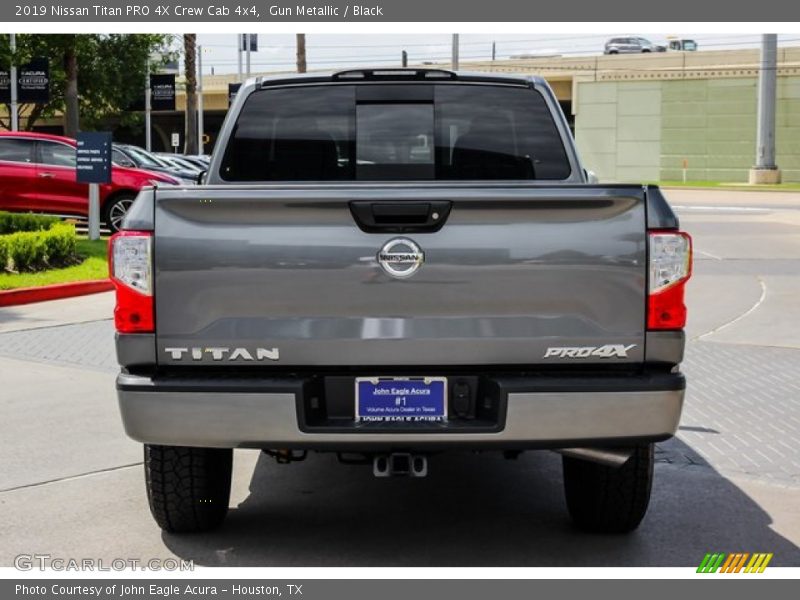 Gun Metallic / Black 2019 Nissan Titan PRO 4X Crew Cab 4x4