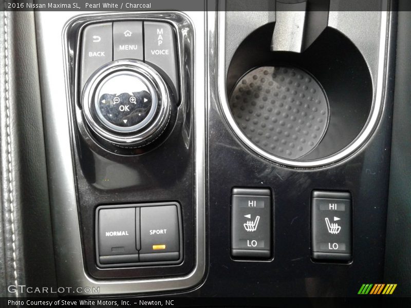 Pearl White / Charcoal 2016 Nissan Maxima SL