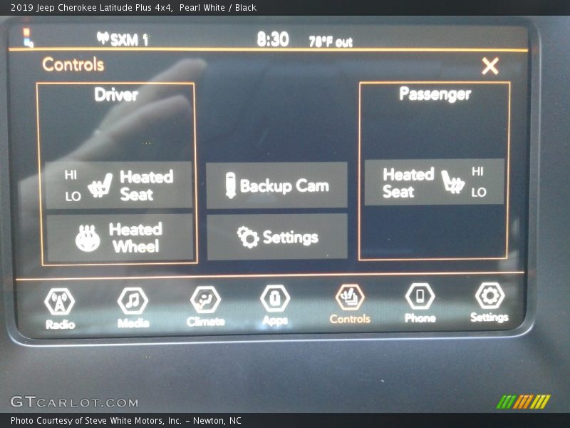 Pearl White / Black 2019 Jeep Cherokee Latitude Plus 4x4