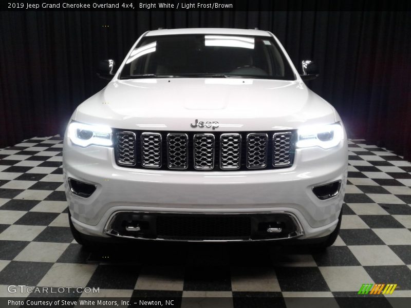 Bright White / Light Frost/Brown 2019 Jeep Grand Cherokee Overland 4x4