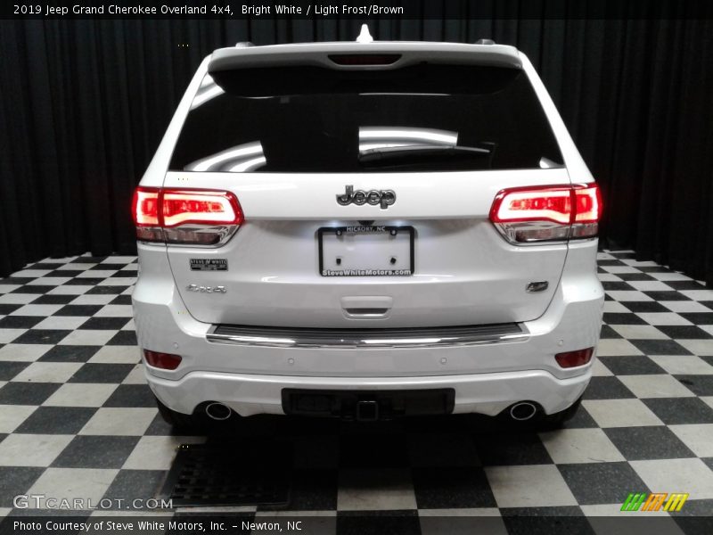 Bright White / Light Frost/Brown 2019 Jeep Grand Cherokee Overland 4x4