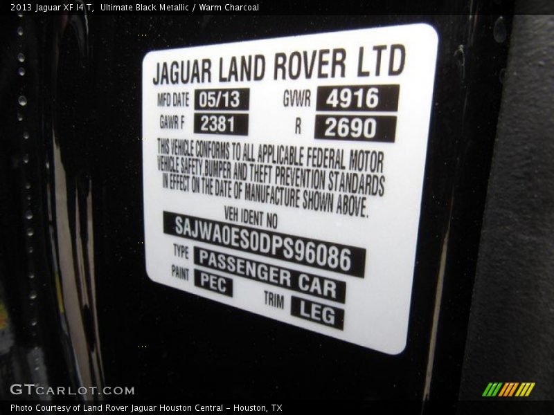 Ultimate Black Metallic / Warm Charcoal 2013 Jaguar XF I4 T