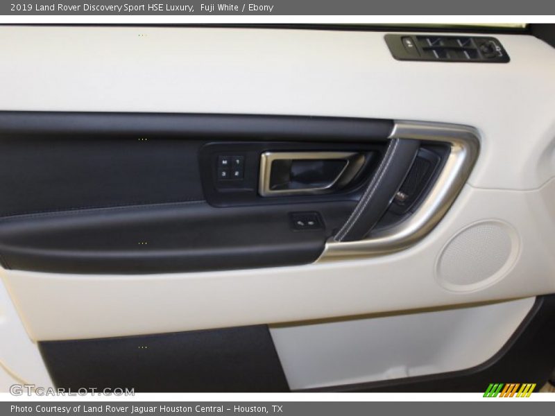 Fuji White / Ebony 2019 Land Rover Discovery Sport HSE Luxury