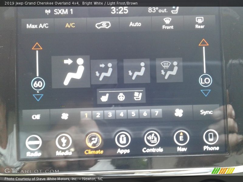 Bright White / Light Frost/Brown 2019 Jeep Grand Cherokee Overland 4x4