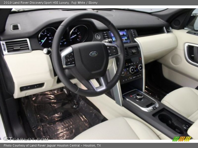 Fuji White / Ebony 2019 Land Rover Discovery Sport HSE Luxury