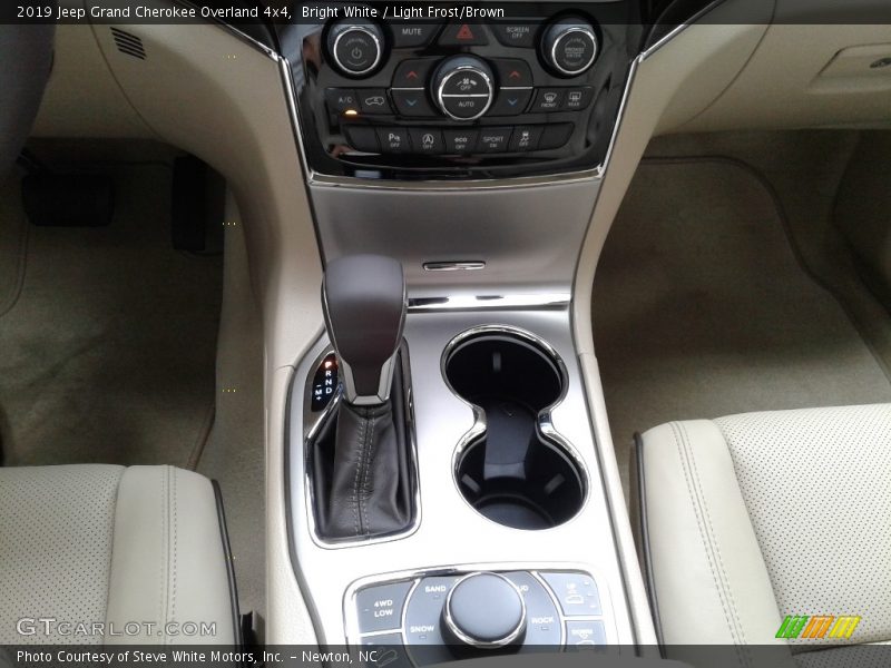 Bright White / Light Frost/Brown 2019 Jeep Grand Cherokee Overland 4x4