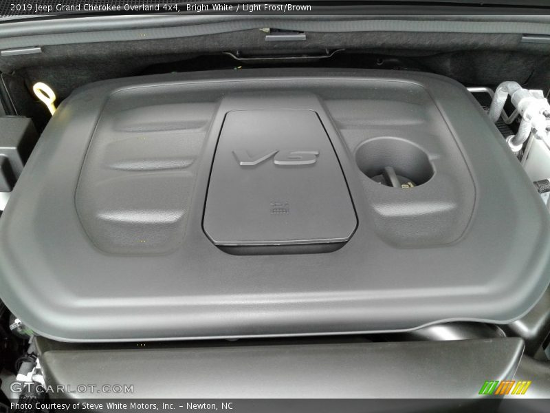 Bright White / Light Frost/Brown 2019 Jeep Grand Cherokee Overland 4x4