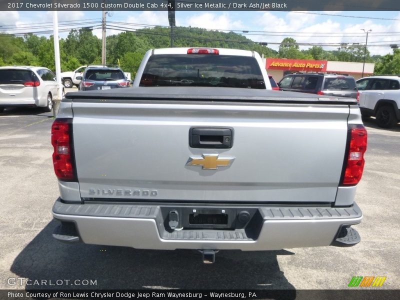 Silver Ice Metallic / Dark Ash/Jet Black 2017 Chevrolet Silverado 1500 Custom Double Cab 4x4