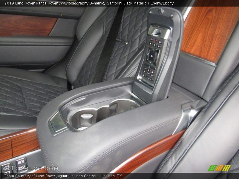 Controls of 2019 Range Rover SVAutobiography Dynamic