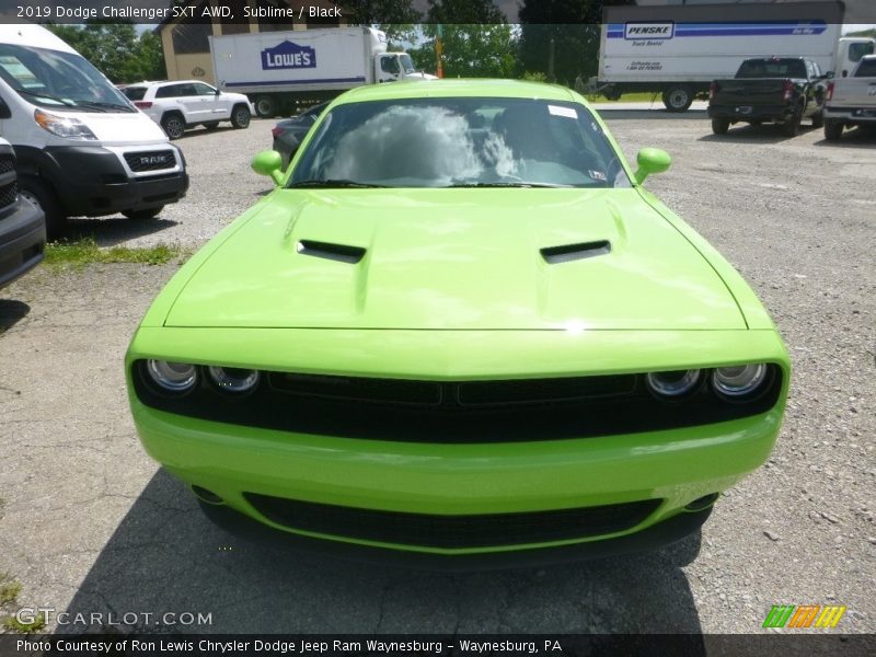 Sublime / Black 2019 Dodge Challenger SXT AWD