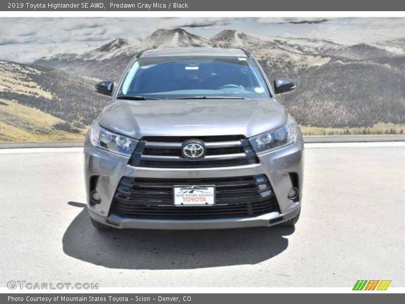 Predawn Gray Mica / Black 2019 Toyota Highlander SE AWD